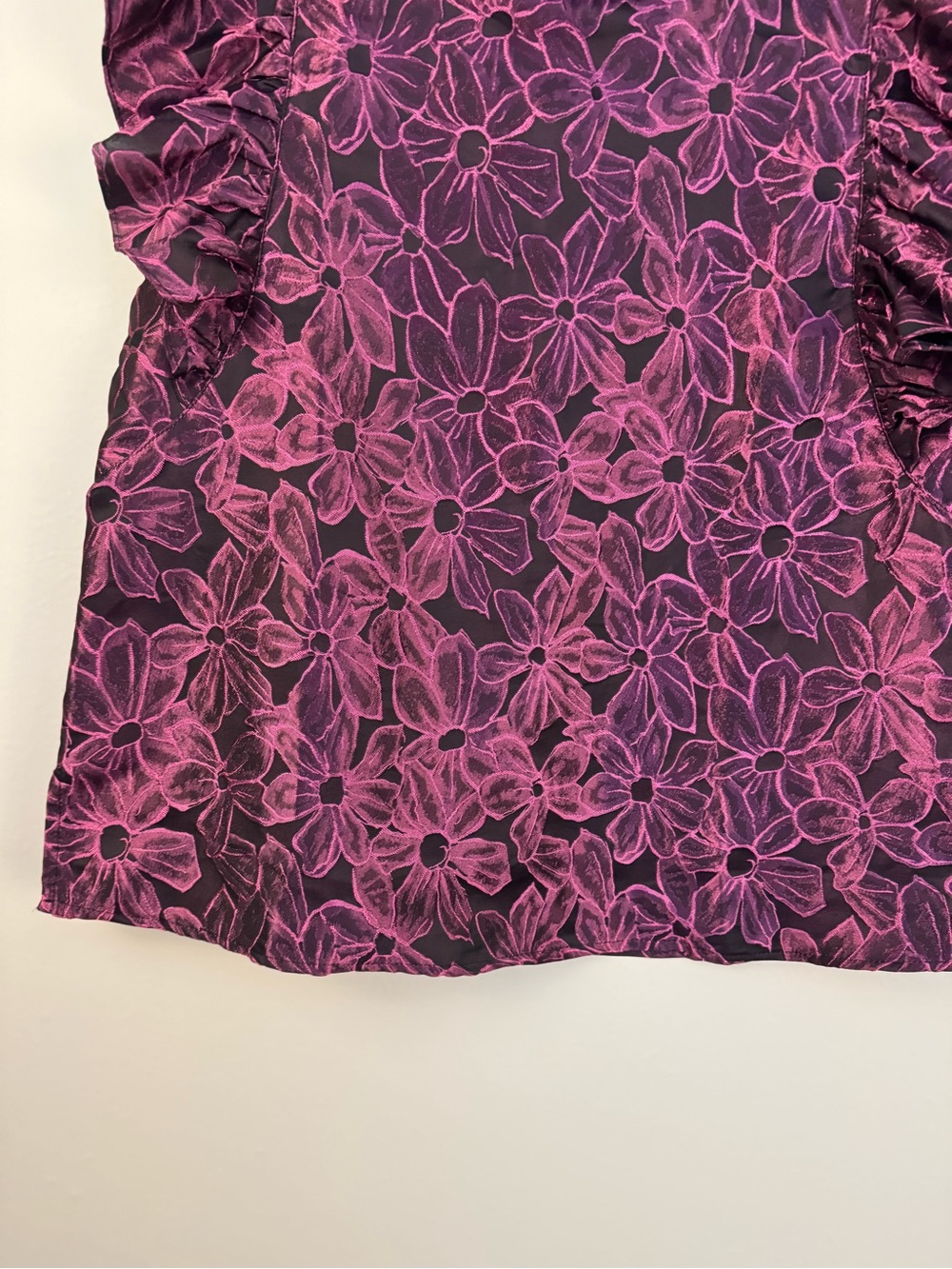 Entro Floral Jacquard Ruffle Sleeve Blouse L Magenta Black - Picture 7 of 13